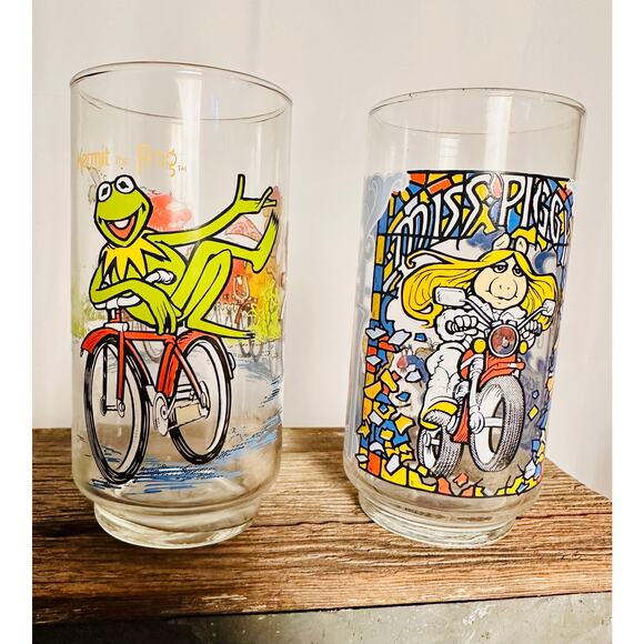 2 Vintage 1981 Muppet Movie McDonalds Glasses - Picture 1 of 2